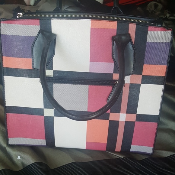 Purse - Picture 3 of 3